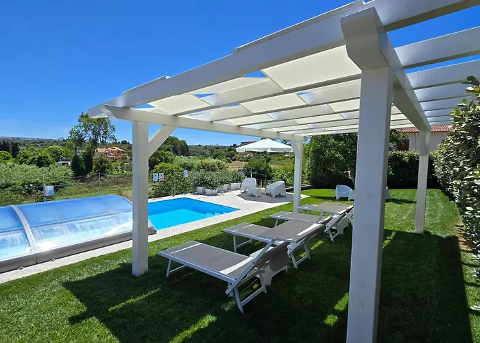 Villa Malvasio Pool&Jacuzzi Room Sassari